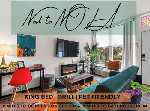 Pet friendly downtown studio!