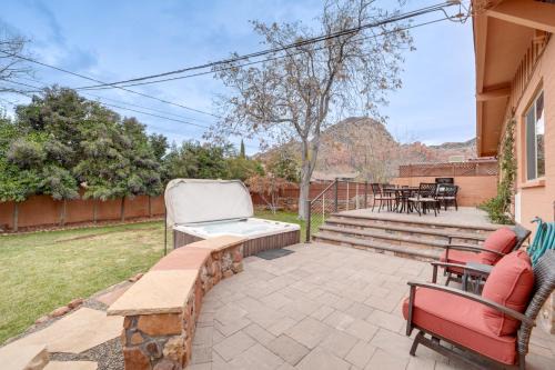 Pet-Friendly Sedona Home: Hot Tub, Walk to Trails!