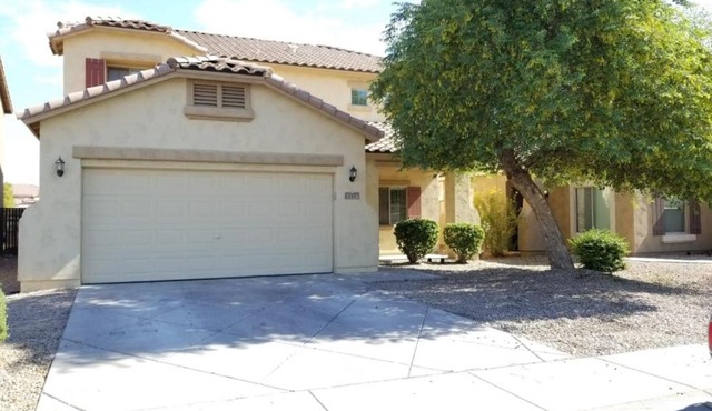 Phoenix I, Minutes to Airport and Downtown