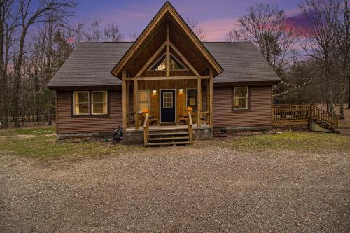 Pinecrest Cabin