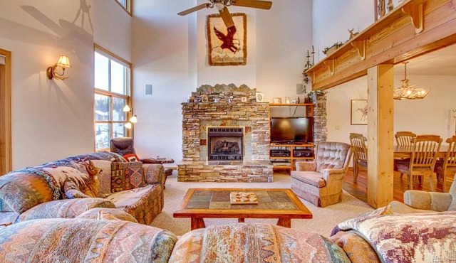 Pinnacle Ridge 02