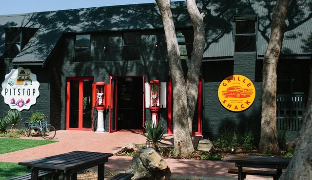PitStop Lodge