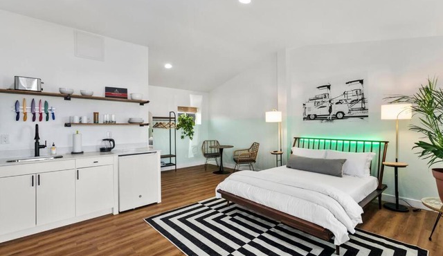 Pohakulua Studio suite.nui