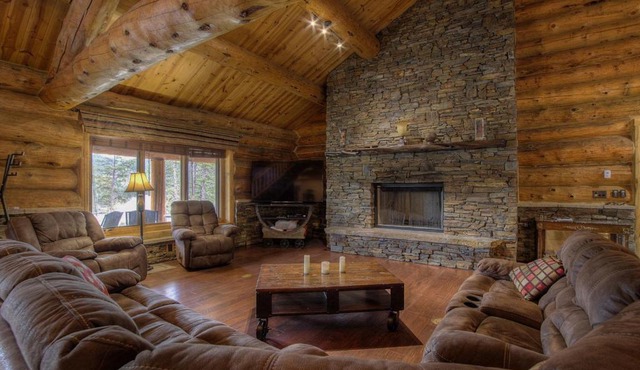 Ponderosa Lodge