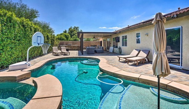 Pool & Game Room: Pet-Friendly Indio Retreat