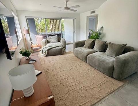 Private 3 Bedroom - 200m to the Beach