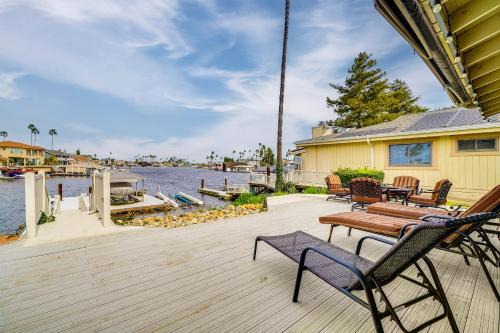 Private Dock + Fire Pit: Discovery Bay Retreat!