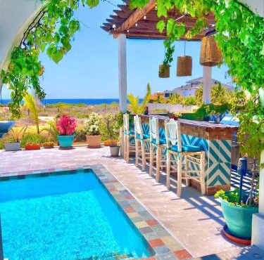 Private House, 1-Min Walk to Beach, Ocean Views