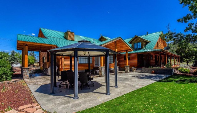 Quarter Horse Lodge Grand Southwest Cabin Sleeps 16 Amazing Views Near Grand Canyon