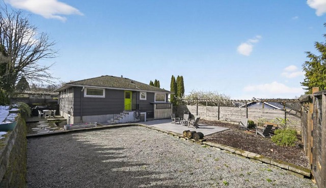 Rainier Beach 4BR and 2BA Modern Home 15 mins to WorldCup!