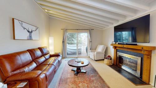 Ranch Condo 3598