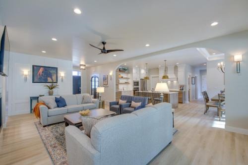 Red Lodge Home w/Private Hot Tub & Fire Pit!
