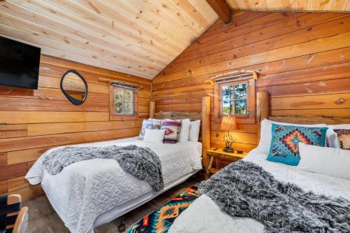 Red Rock Cabin- Black Hills Retreat