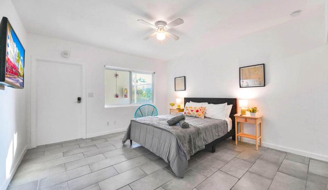 Relaxing Studio with Modern Comfort
