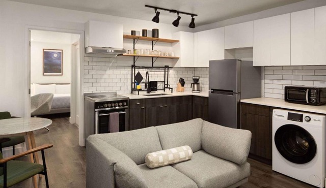 Reside Seattle Downtown, a Wyndham Residence