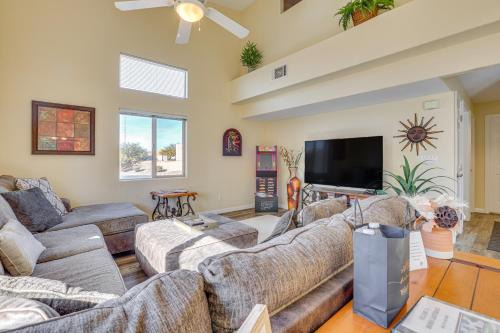 Resort Pool & Spa Access: Mesquite Condo!