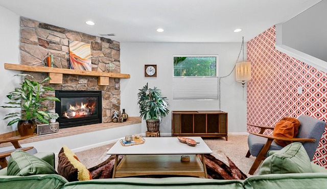 Retro 3 BR Home in Old Town Meridian w/ Game Room