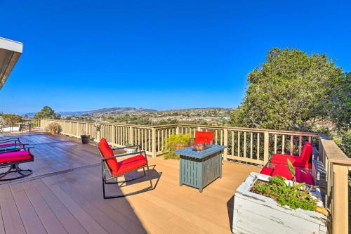 Retro House w/Deck & Arroyo Grande View
