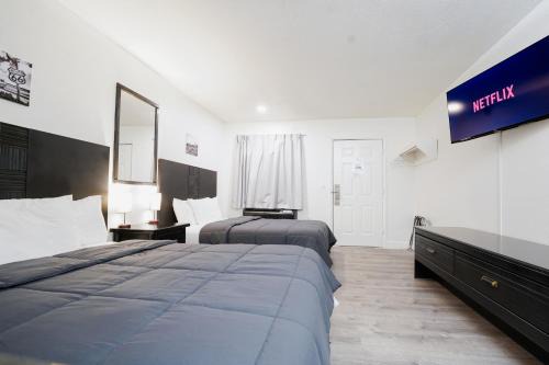Rim Country Inn - Self Serve Hotel -