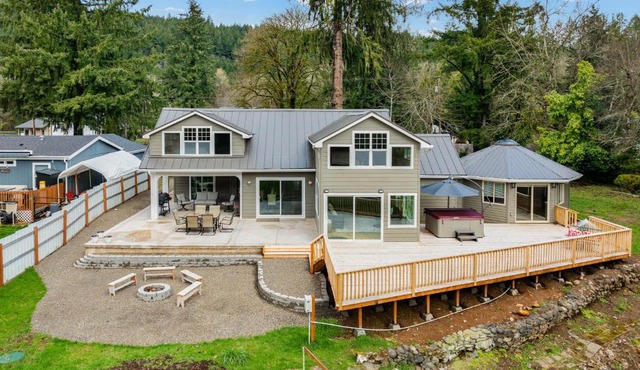 River's Rest - Waterfront Views, Hot Tub, Grill & Fire Pit home