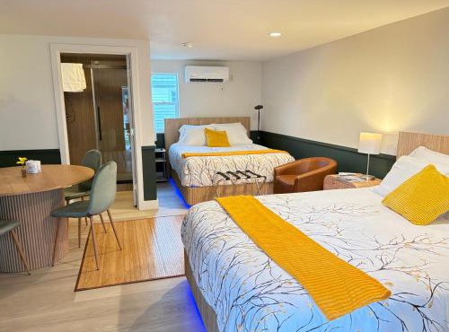 Riverwalk Park Inn