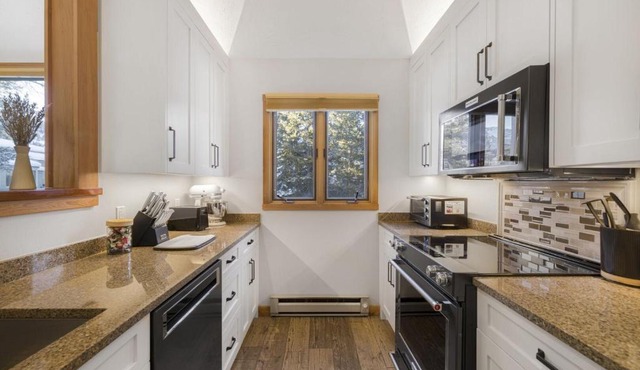 RMR: Yarrow 2322 Condo in The AspensWilsonWY