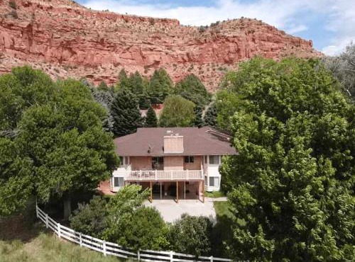 Room for 14- Kanab Ranch Home on Acreage - Views