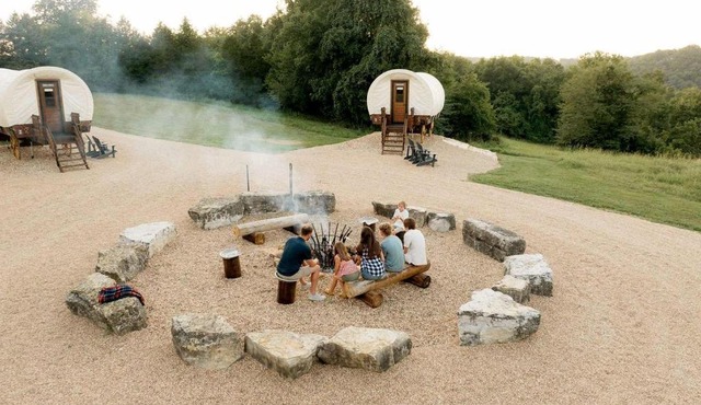 Rustic Luxury Caravan Retreat with Trails & Lake Access in Branson, Missouri