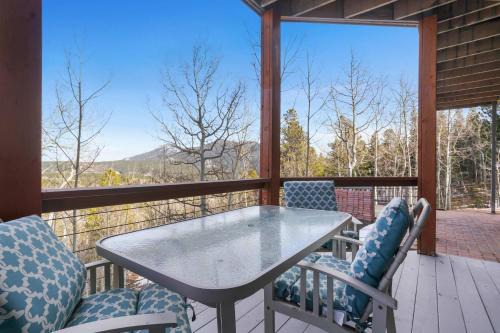 Scenic Colorado Stay Near Casinos & Hot Springs