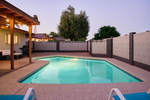 Scottsdale Pvt Pool - Games - Minutes to Old Town