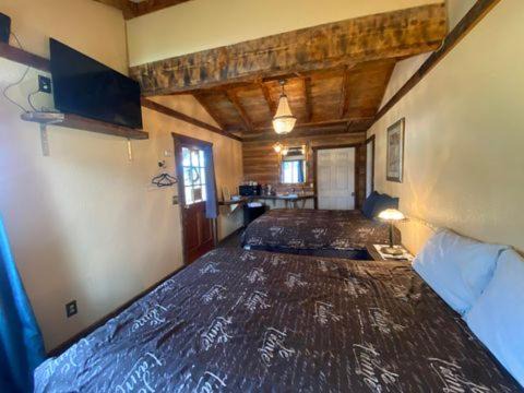 Sequoia Suite