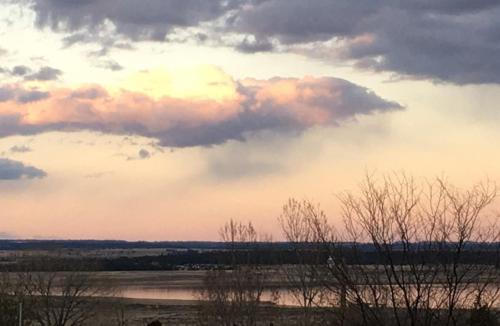 Serenity Retreat - Pine Haven WY