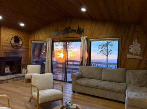 Shaver Lake Cabin, Views, 5 Acres, Sleeps 14, Air Conditioning