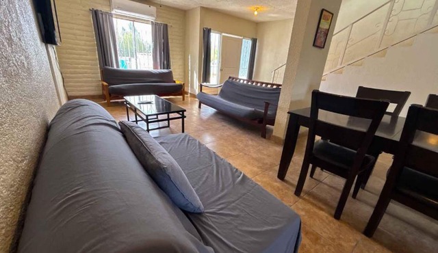 Shoreline Condo 4 Desert Oasis Free Wifi, Cool AC