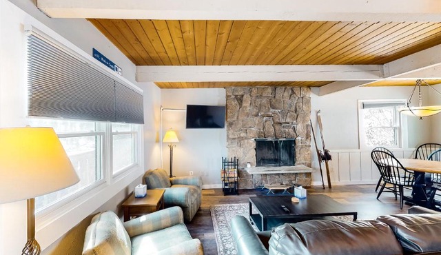 Shredders & Hikers Delight Upstairs