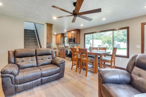 Sioux Falls Home Near Downtown: 2 Living Areas!