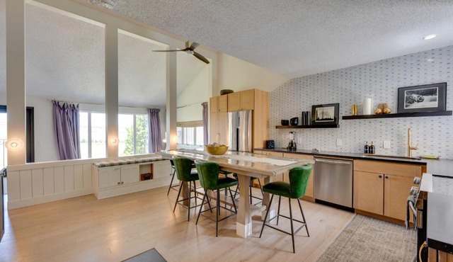 Ski-In/Ski-Out Granby Ranch Condo w/Mountain View