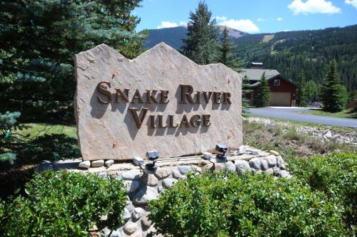 Snake River 1 by SummitCove Lodging in Colorado