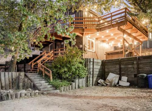 Snow Valley Retreat With Spa