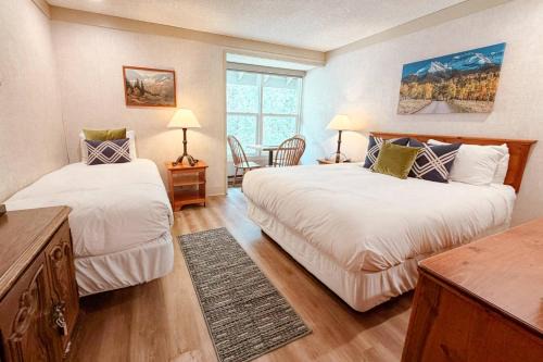 So Davis St 333 Unit #414 ~ Mountaineer