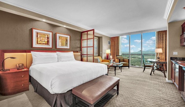 Solara Vita at MGM Signature
