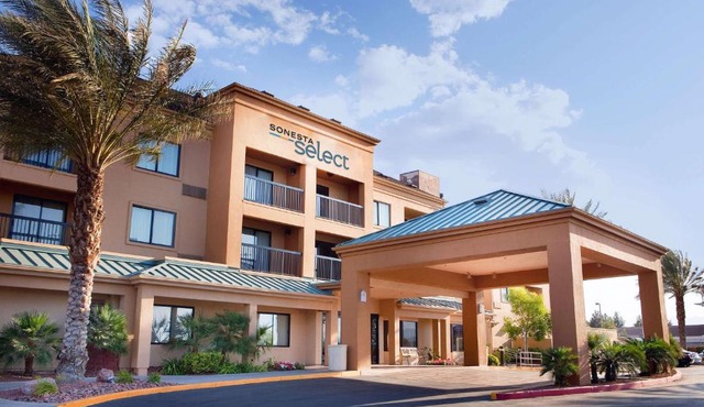Sonesta Select Las Vegas Summerlin