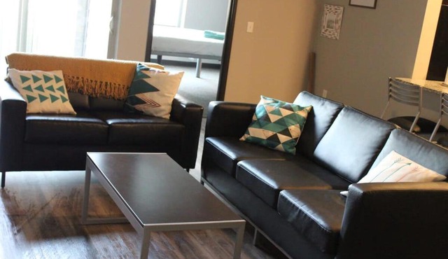 Spacious 2BR Suite Plus Patio Near Iowa State