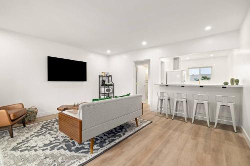 Spacious Apt w/1BR - City Center