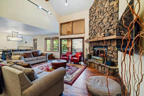 Spacious Keystone Family Escape Great Location