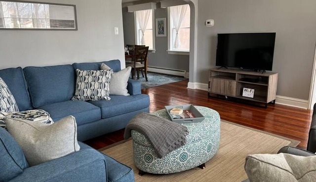 Spacious & Peaceful Home in the heart of Sheboygan