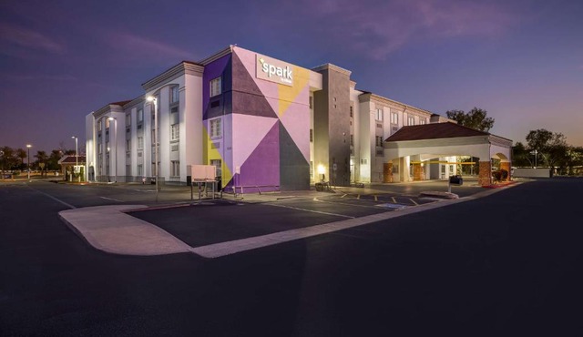 Spark by Hilton Phoenix-Glendale-Peoria