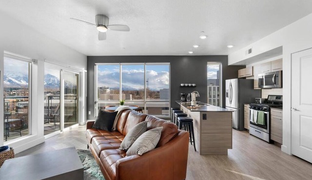 Spectacular Central City 2BD2BA