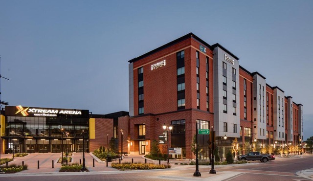 Staybridge Suites - Iowa City - Coralville by IHG