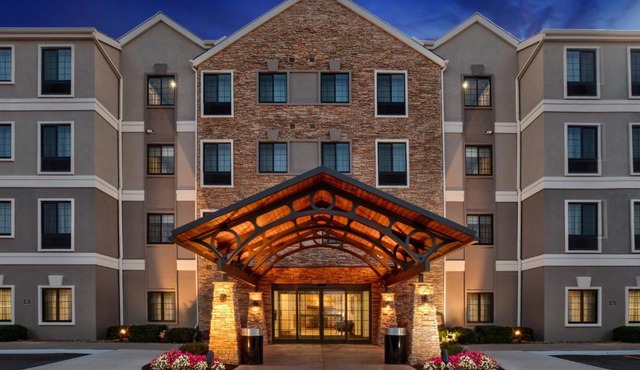 Staybridge Suites Omaha 80th and Dodge by IHG